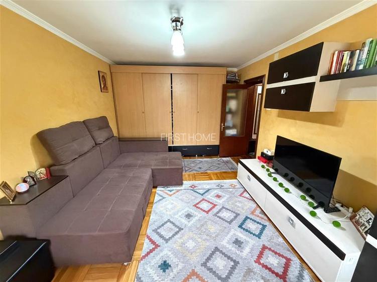 Apartament 2 camere, etaj 1, 52mp, zona CEC - 3