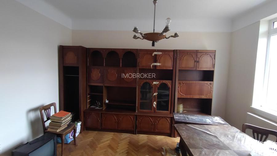 Vând casă cu teren generos în zona Gării - 4