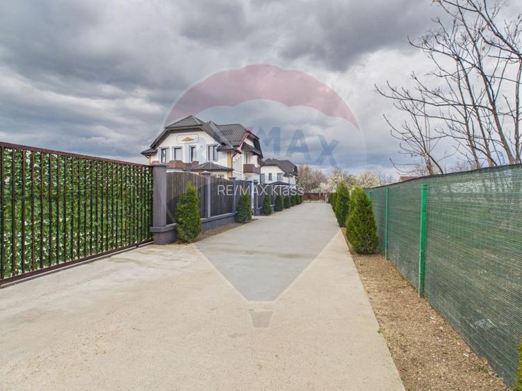 Casă / Vilă cu 5 camere de vânzare - 51