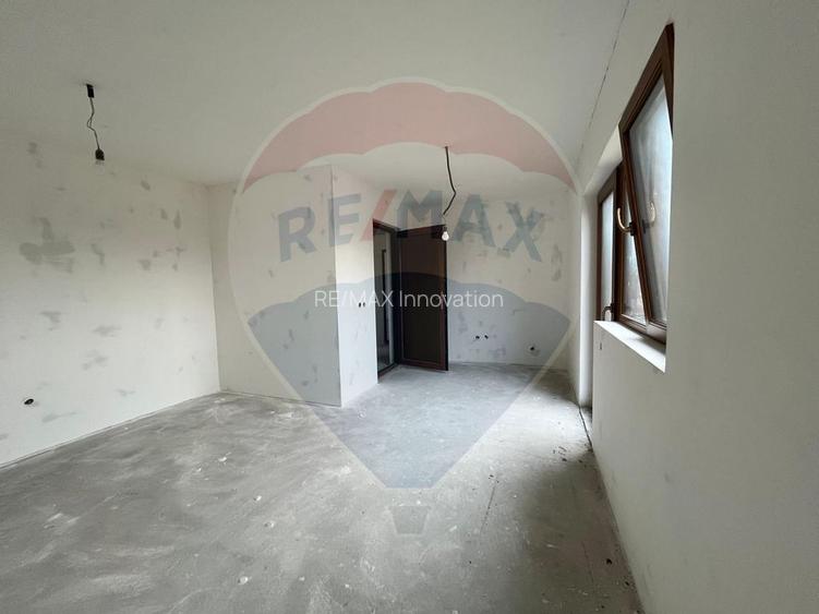 Investitie/Vanzare-  Vilă cu 5 camere la 45 minute de Bucuresti - 28