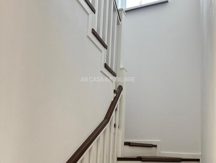 Duplex superb, P+E, 120 mp, 5 camere, 3 băi, bine poziționat, Giroc, comision 0% - 14