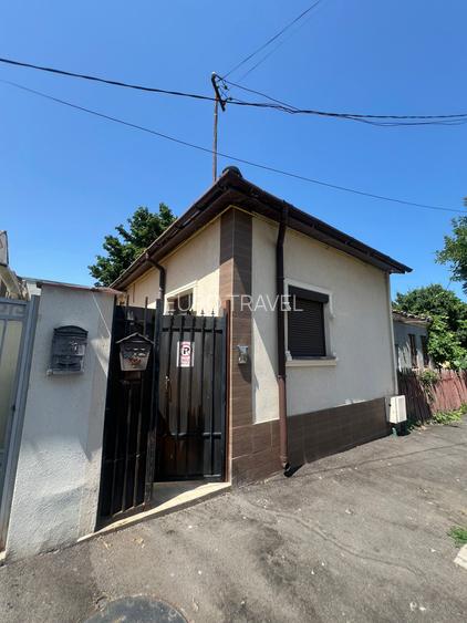 Casa la sol, renovata ,caramida, pentru locuit sau spatiu birouri, zona  buna - 13