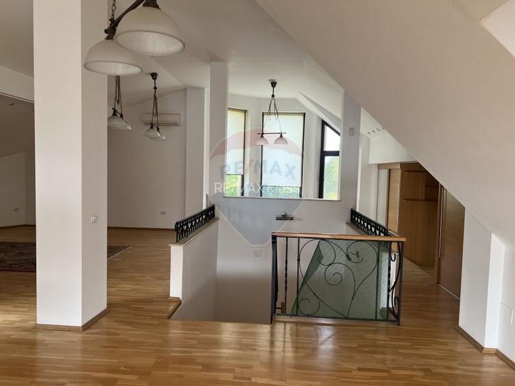 Casă / Vilă cu 5 camere de închiriat în zona Pipera - 26