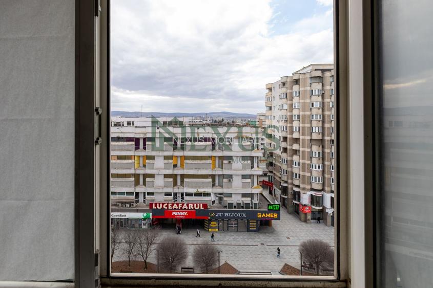 Apartament 3 camere de vânzare, Ultracentral, Bacău - 12