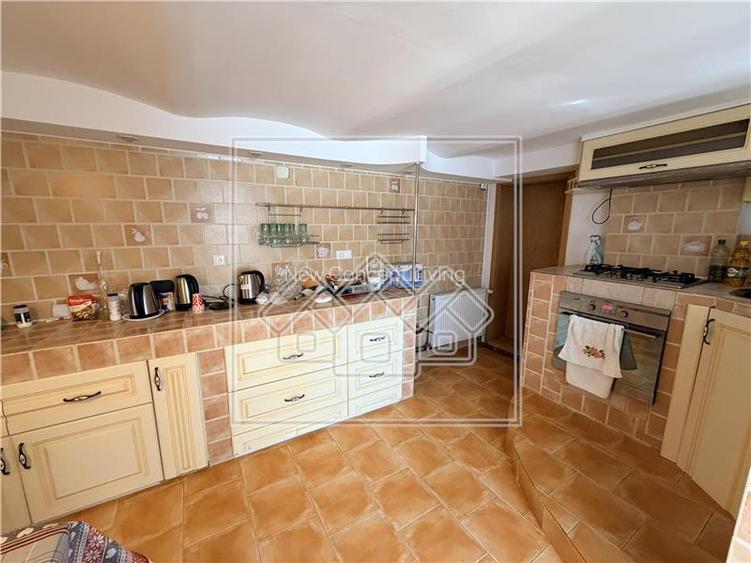 Casa de vanzare - Pensiune functionala, 250 mp - zona Alba Iulia - 17