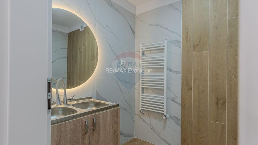 Clinica medicala-9 cabinete- URBAN PLAZA - bloc 15 parter! - 44