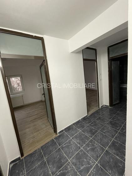 De vanzare apartament 3 camere Virtutii - 4
