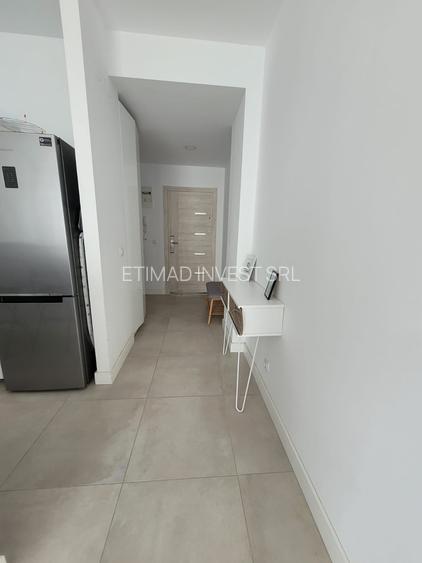 STUDIO MOBILAT  -50 M DE SHUT UP BEACH -MAMAIA NORD -75000 EURO - 18
