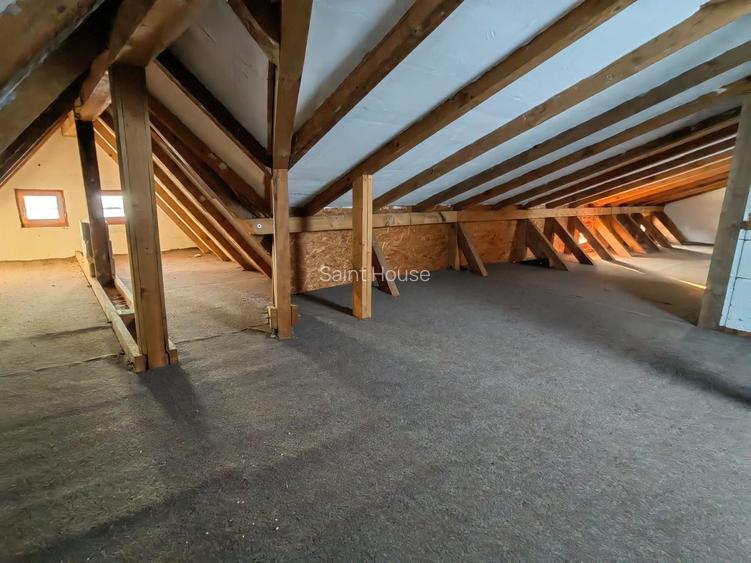 Vila cu 6 camere + 2 case + bazin inot+ 5.934 mp teren  com. Chichis - 14