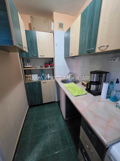 Trapezului, 5 minute metrou 1 Decembrie 1918, bloc 1978, reabilitat - 5