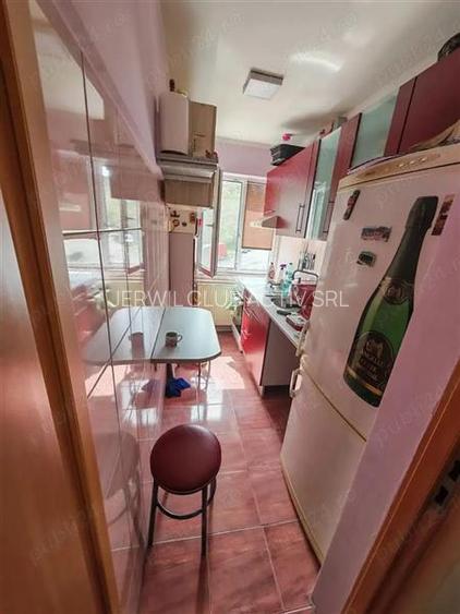 Ap. 2 camere, et. 1, Moroasa 1 - 6