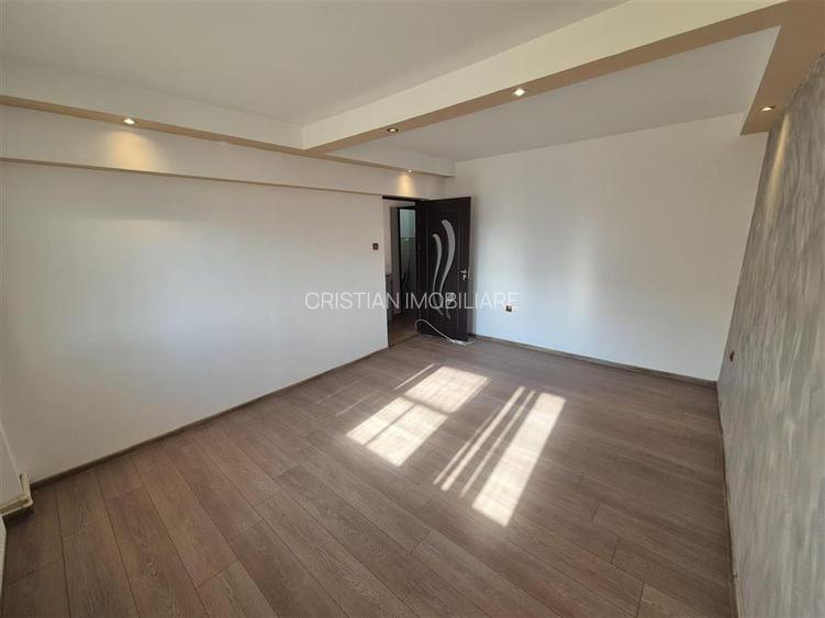 LIBER! 3 camere, confort 1 decomandat, etaj 3, Obor - Dinamo - 2