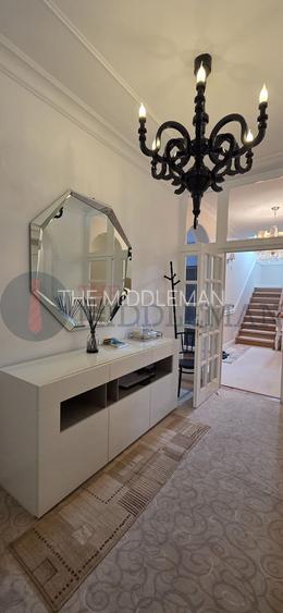 Vilă spectaculoasă cu piscină și teren tenis – Otopeni, 3000 mp - 3