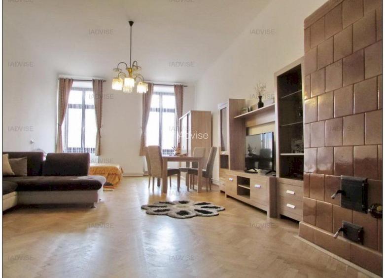Apartament 4 Camere Vanzare - Piata Sfatului - 4