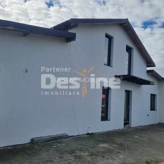 CASA DE VANZARE IN MAGURENI - 3