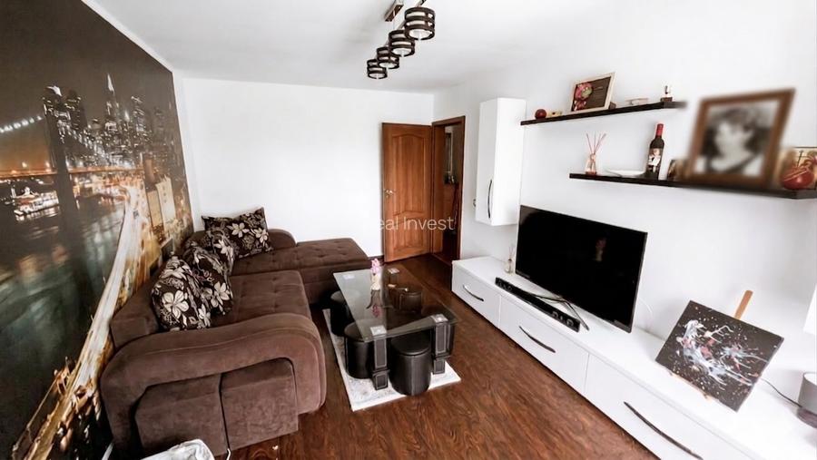 Inchiriere apartament 3 camere mobilat si utilat premium etaj 2 - 8