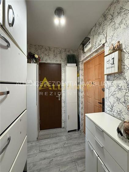 {Bulevardul 1 Decembrie } Apartament 3 camere mobilat-utilat - 6