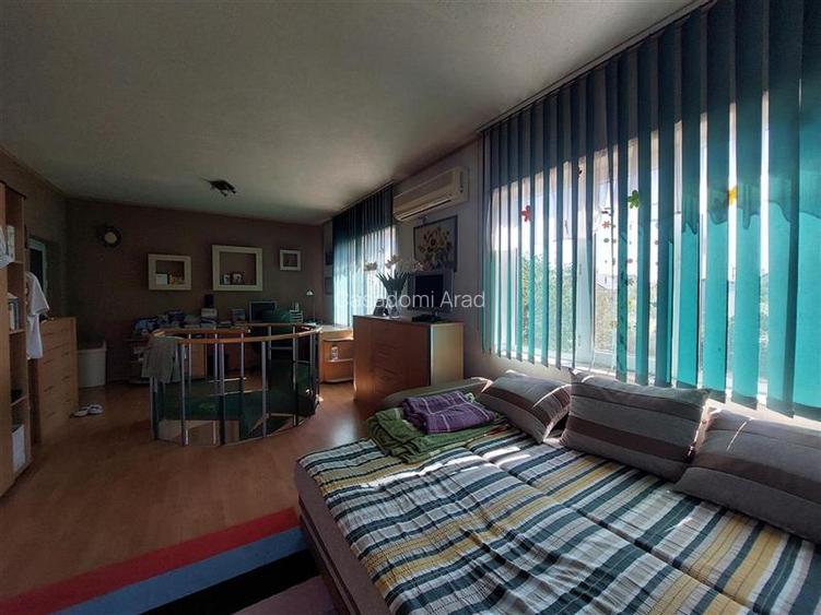 Ocazie! Posibilitate plata in rate la vanzator pe max. 5 ani! Vila la cheie, for - 15