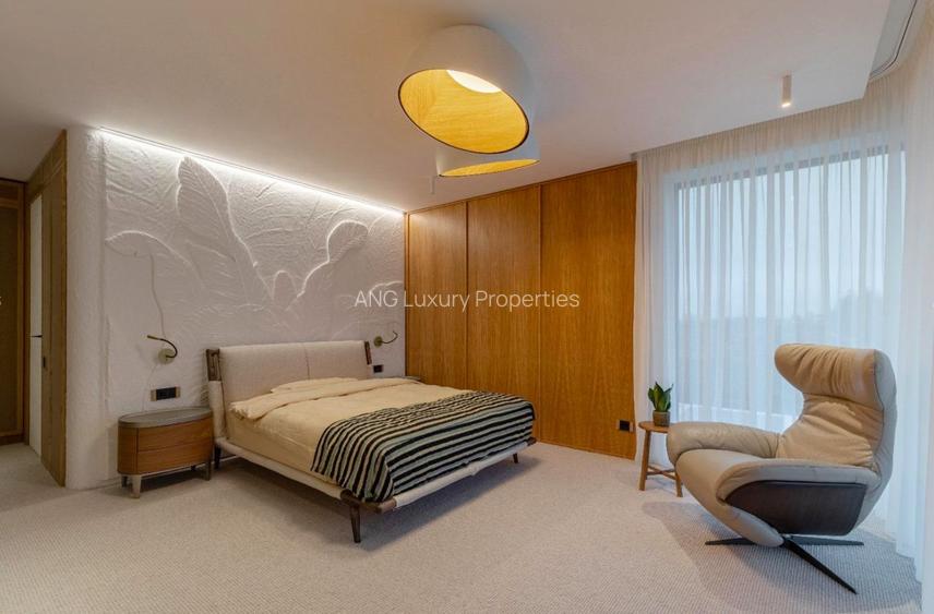 Luxury Garden Villa - 9