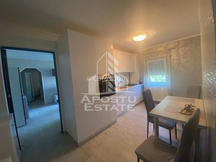 Apartament cu trei camerecentrala proprie Atrium Mall - 9