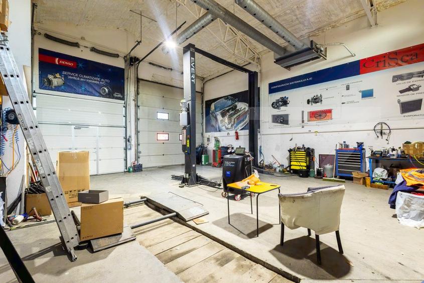 Ansamblu industrial și de birouri de vânzare cu chiriași existenți