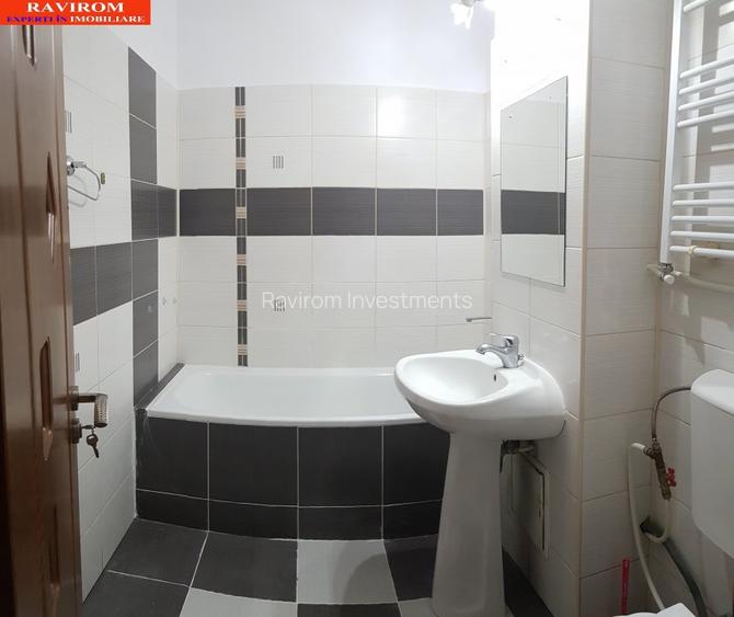 Apartament cu trei camere, decomandat, semimobilat, la parter, Bistrita Lac - 14