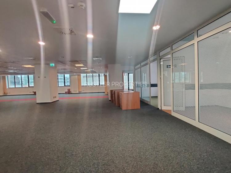 Spațiu de birou de la 329 mp - Unimed Office Building - Universitate - 16