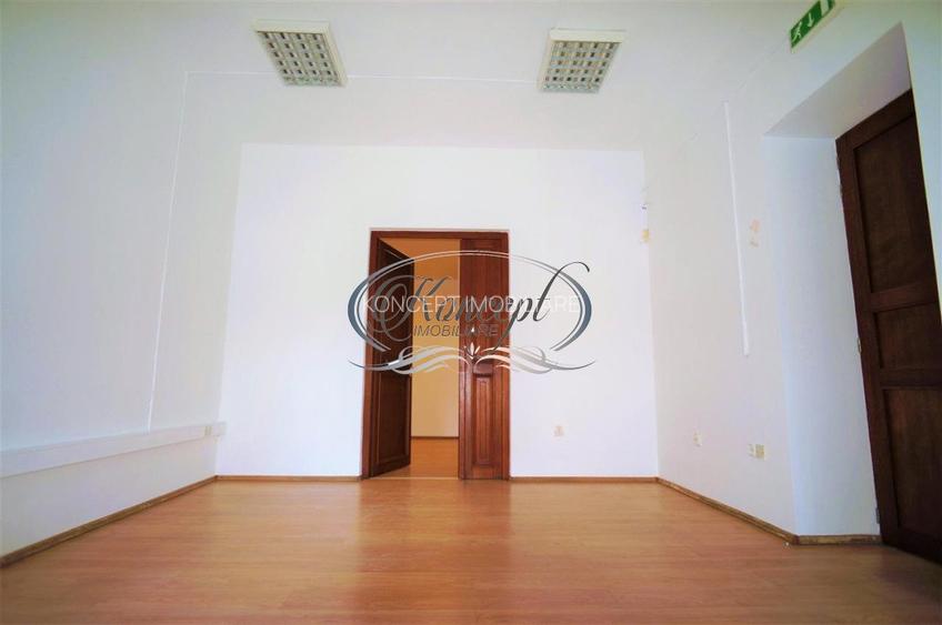 Vila interbelica in Piata Muzeului - 6