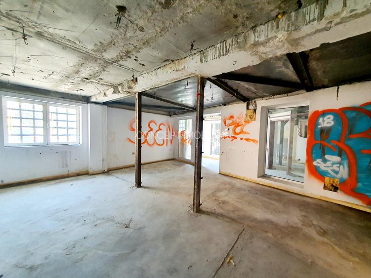 Clădire birouri, ideal clinica, constructie 1990 - 15