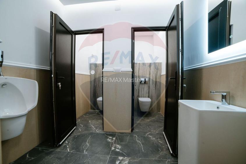 Spațiu comercial ULTRACENTRAL - 2,300mp de închiriat - 12