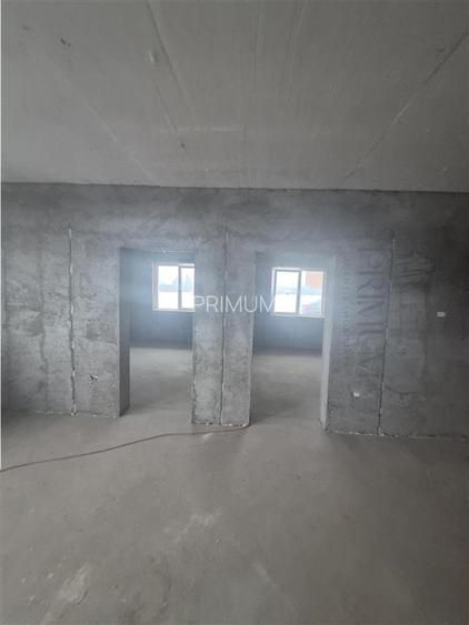 Duplex pe parter - 3 dormitoare - zona foarte buna - posibilitate alegere finisa - 8