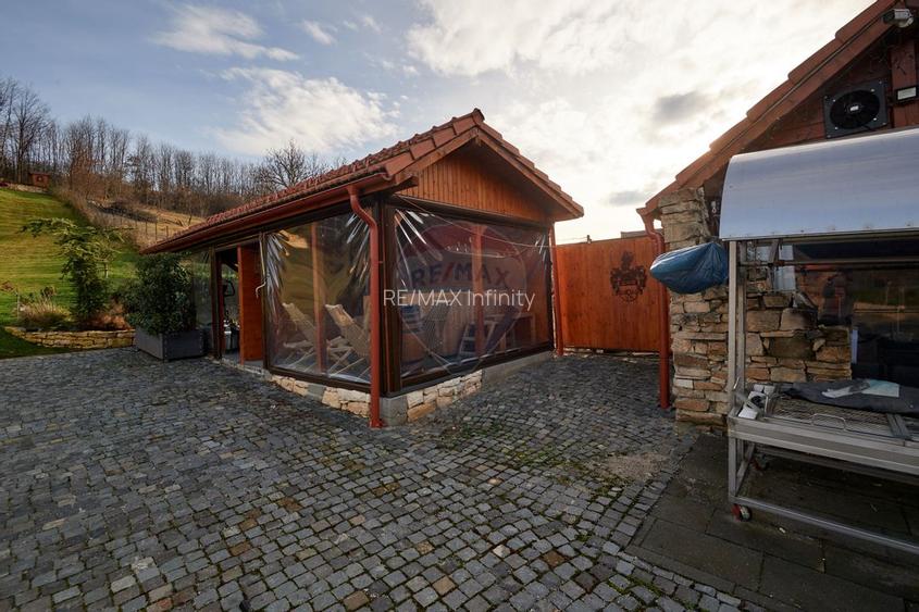 Casa / Vila cu 4 camere de vanzare la doar 30 de minute de Cluj - 23