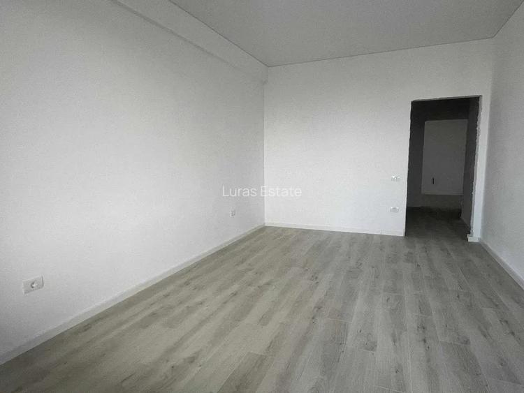 Apartament 2 camere de vânzare – Campus, vedere spre lac - 3