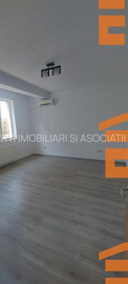 Apartament 2 camere de vanzare, situat in zona COMPOZITORI  - 15