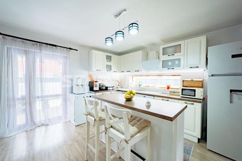 Casa mobilata Central Sanpetru - 6