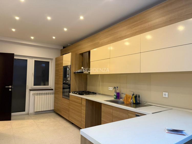 Apartament 3 Camere Unirii | 2 Bai | Centrala | Parțial mobilat | 11 min metrou - 7