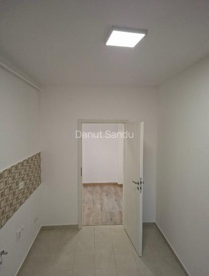 3 camere/74 mp utili/Exigent Plaza Faza 1/ Bd. Timisoara / 165.000euro+TVA 21% - 8