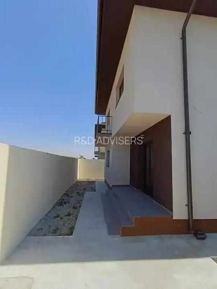 Vila Noua De Vanzare 4 Camere Afumati | Curte 300 MP - 10