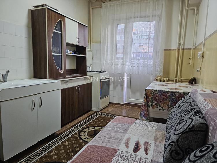 0% Comision! Apartament 2 camere, balcon 11,6 mp, decomandat, B-dul Bucuresti - 22