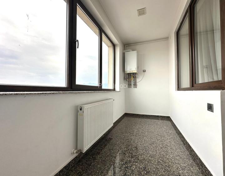 Apartament 2 camere + loc de parcare - 10