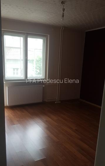 Aproape de Universitatea de Vest - 3