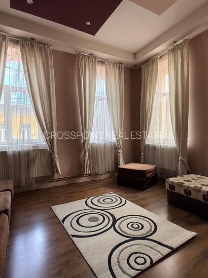 Apartament 3 camere  in vila zona centrala - 2