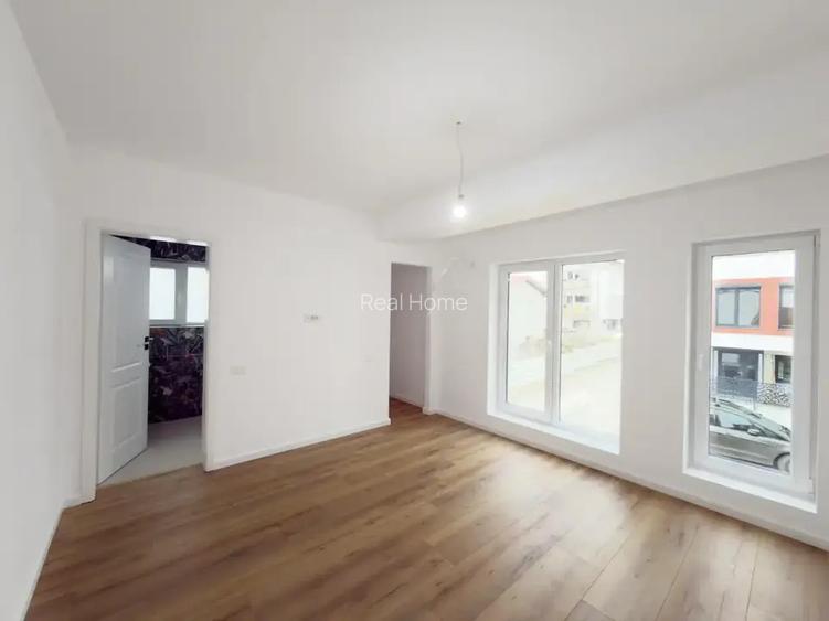 Casa Vila noua 3 dormitoare + birou / 4 bai / 16 min metrou 1 Dec 1918 - 11