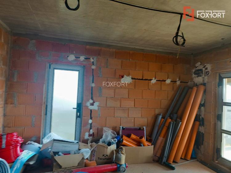 Apartament 3 camere decomandat 72 mp cu gradina de 100 mp in Giroc- V2808 - 9