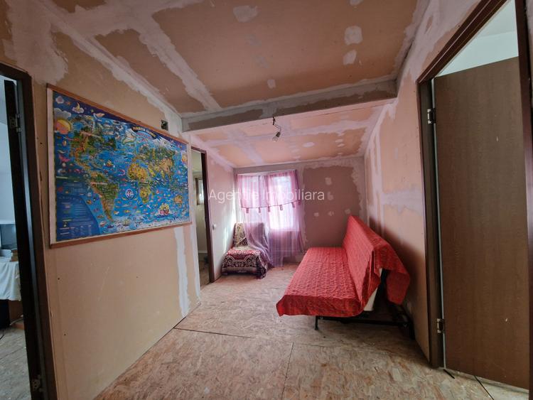 CASA 3 Camere+ TEREN 1338 MP Crevedia / Cocani / Toate utilitatile / Comision 0% - 5