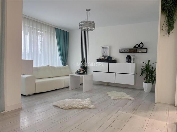 Casa mobilata cu 4 camere 2 bai 2 parcari si curte in Selimbar - 5