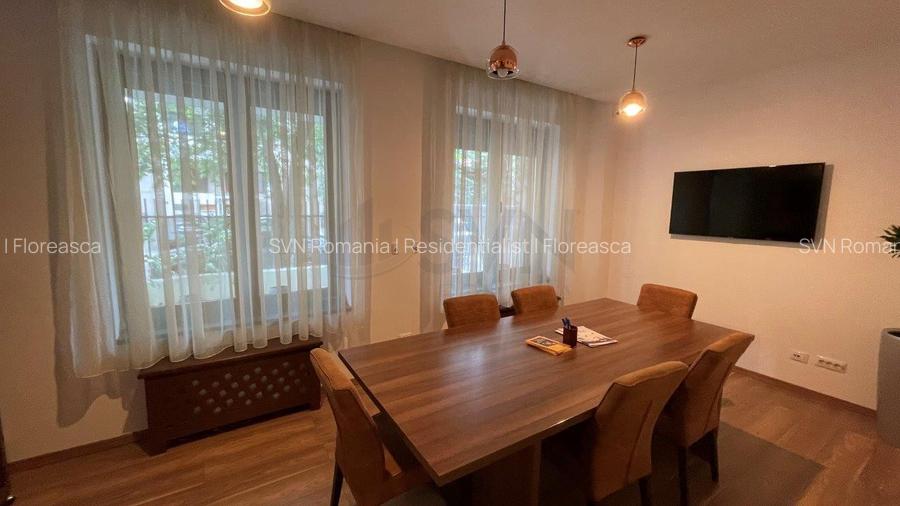 REV2002733 Domenii - Vila impunatoare aproape de Biserica Casin - 12