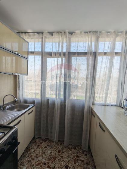 2 camere în Brazda lui Novac, zona linistita, centrala - 5