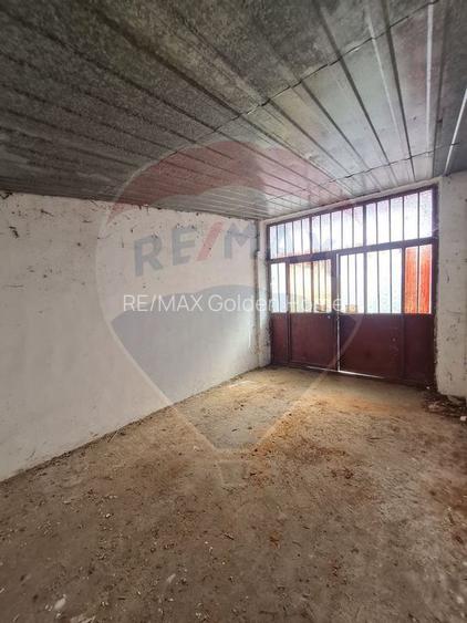 Casă  si spatiu comercial cu suprafata de 483 mp - 3