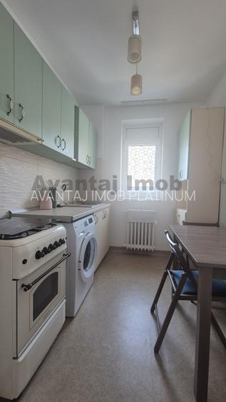 P-ta Romana / Dorobanti / centrala bloc / boxa - 10